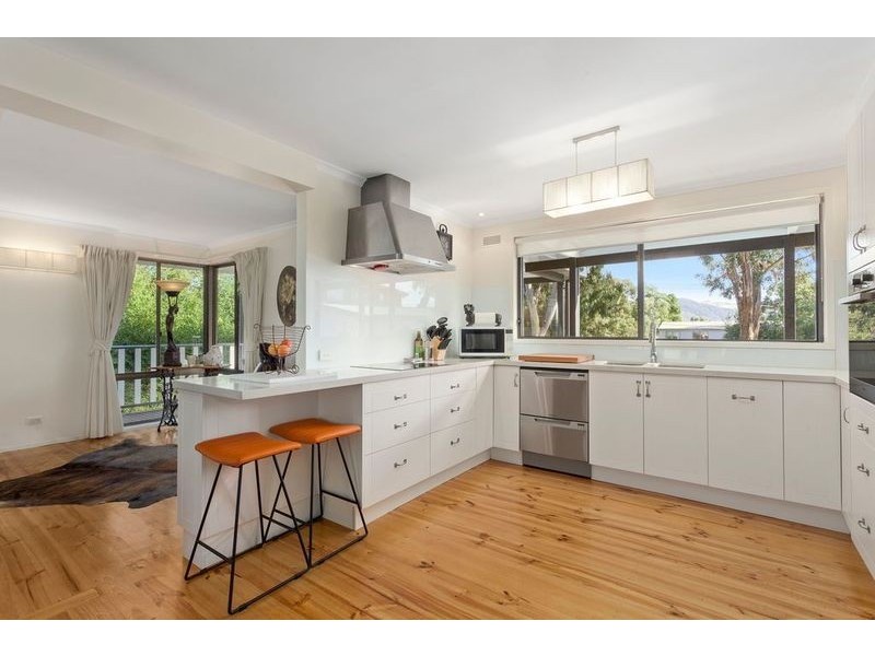 5 Newcombe Street, Marengo VIC 3233