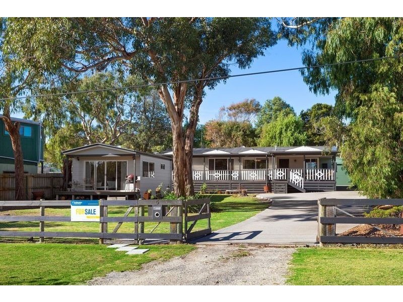 5 Newcombe Street, Marengo VIC 3233