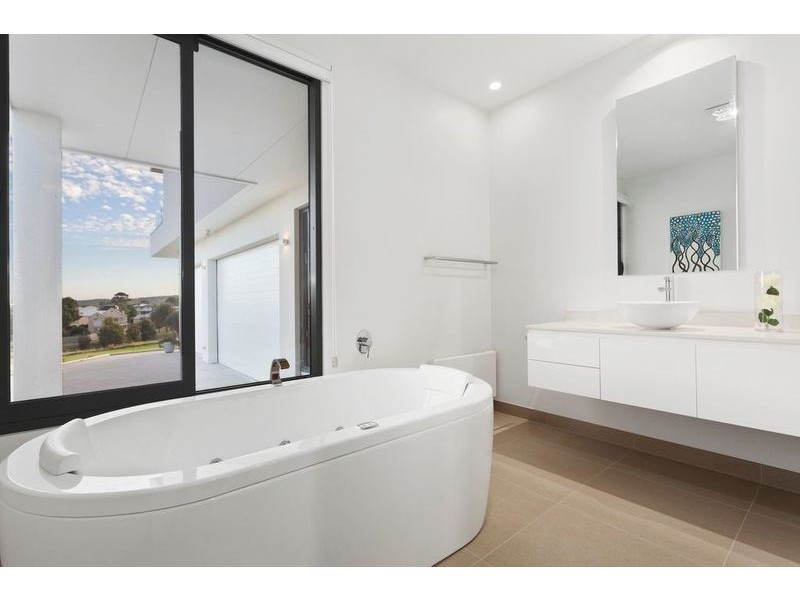 39 Seeberg Court, Apollo Bay VIC 3233