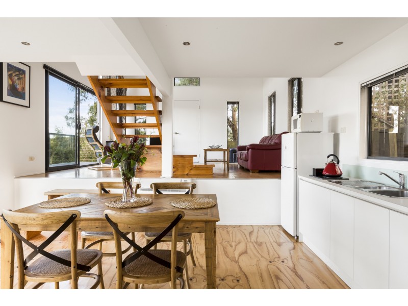 35 Alice Court, Apollo Bay VIC 3233