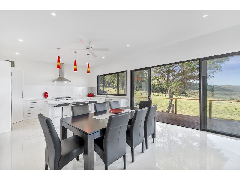 1 Point Avenue, Skenes Creek VIC 3233