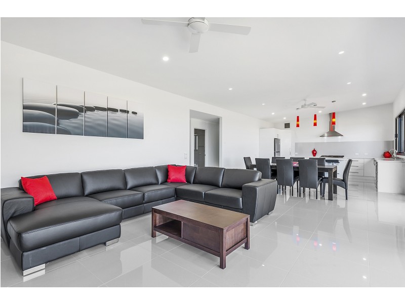 1 Point Avenue, Skenes Creek VIC 3233