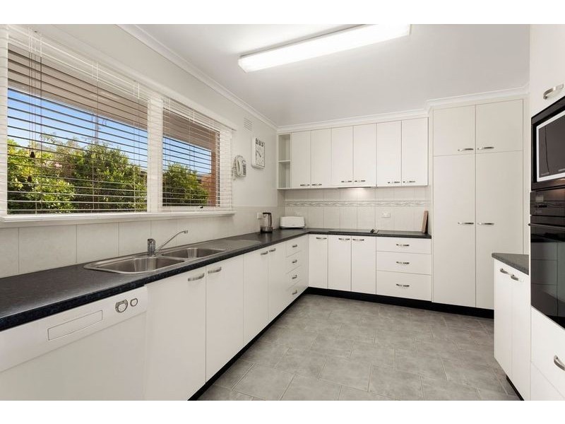 19 Pengilley Avenue, Apollo Bay VIC 3233