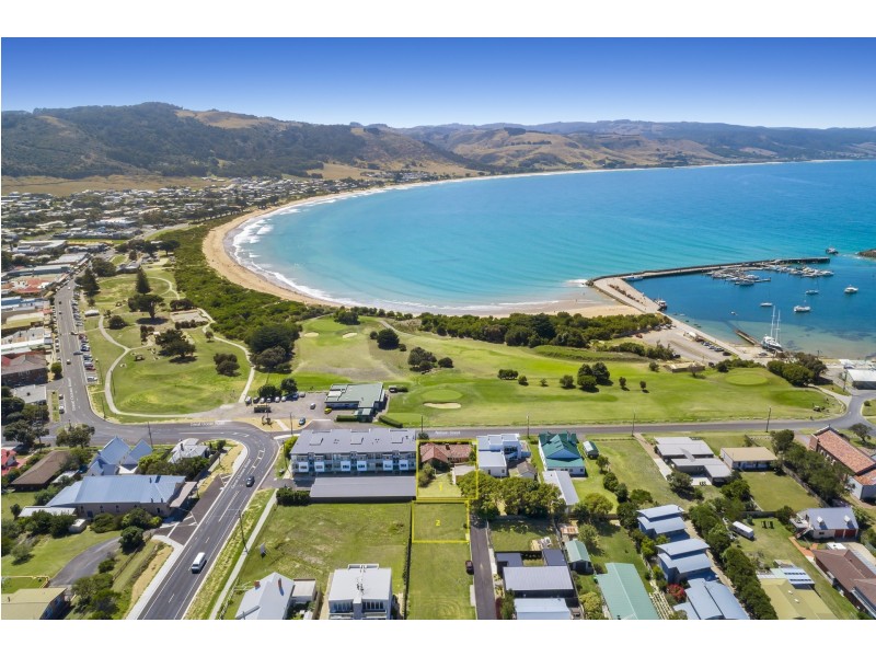 15 Nelson Street, Apollo Bay VIC 3233