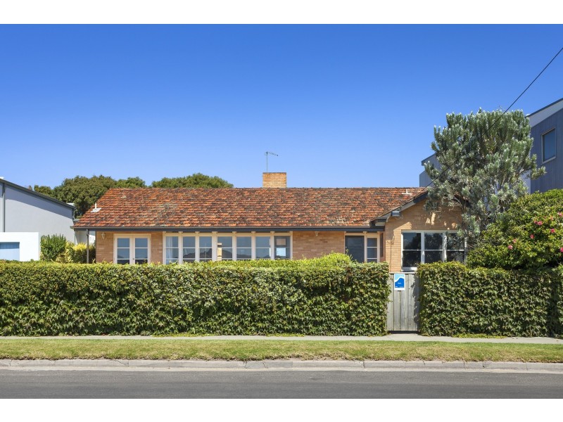 15 Nelson Street, Apollo Bay VIC 3233