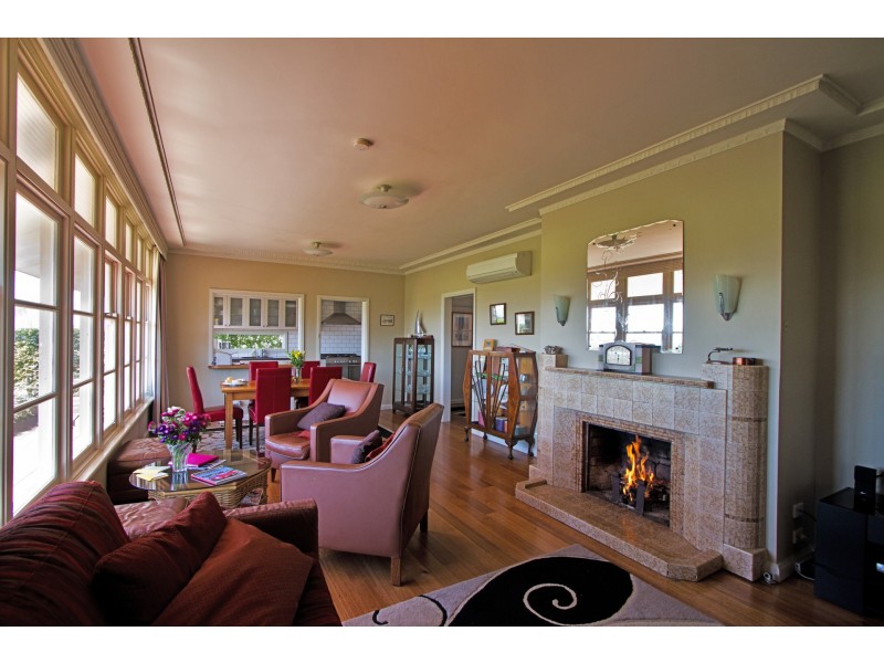 15 Nelson Street, Apollo Bay VIC 3233