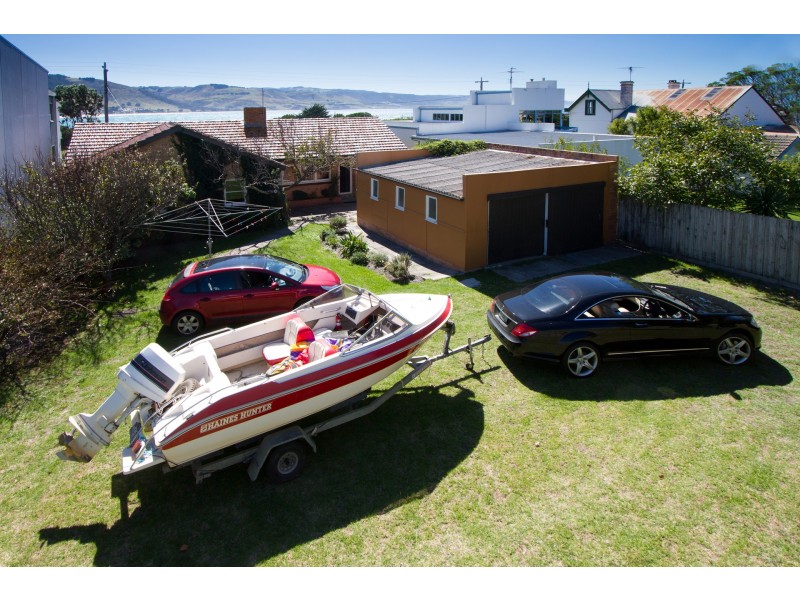 15 Nelson Street, Apollo Bay VIC 3233