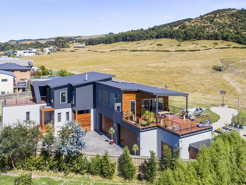 40 Scenic Drive, Apollo Bay VIC 3233