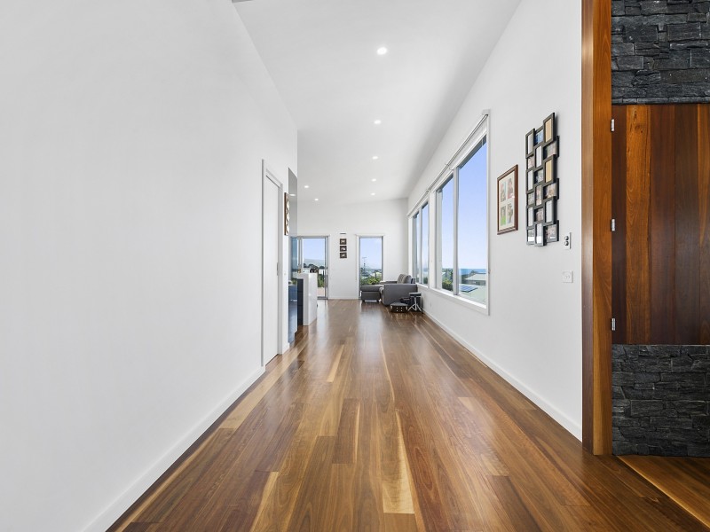 40 Scenic Drive, Apollo Bay VIC 3233