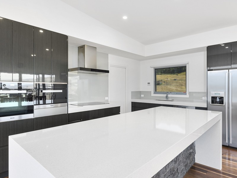 40 Scenic Drive, Apollo Bay VIC 3233