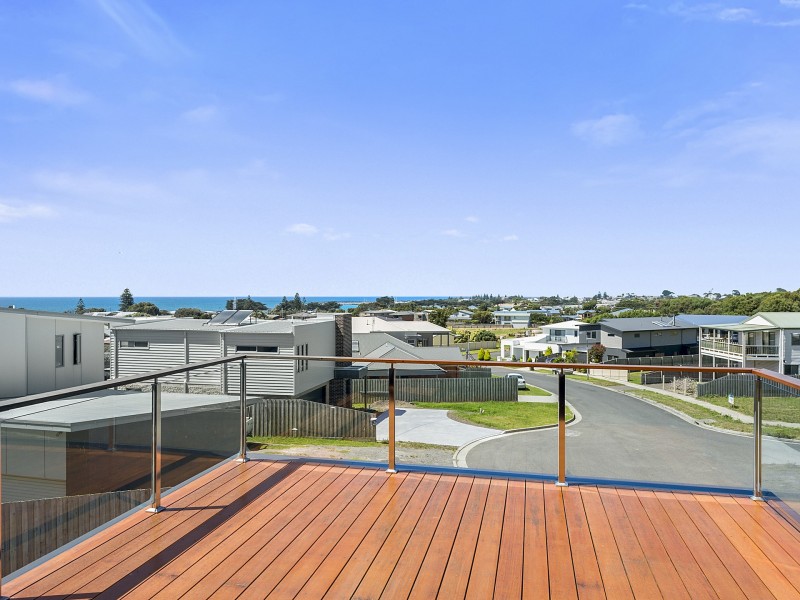40 Scenic Drive, Apollo Bay VIC 3233