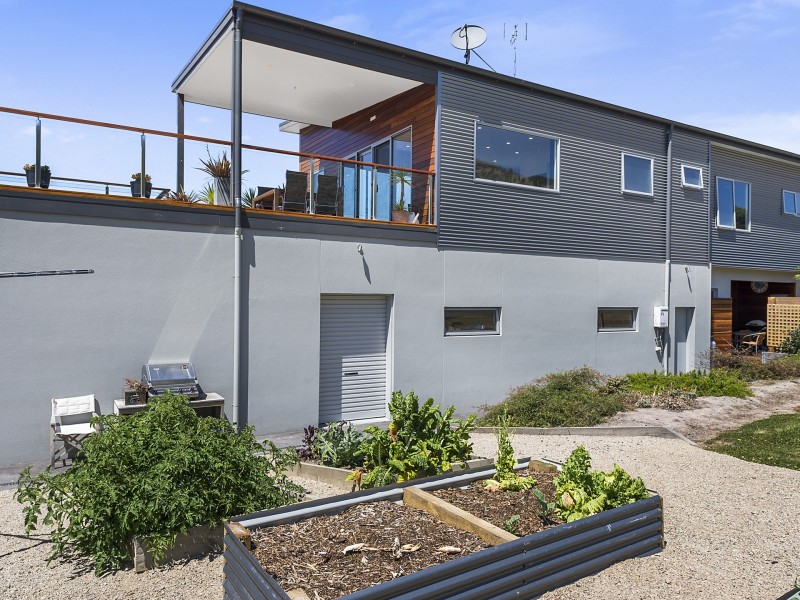40 Scenic Drive, Apollo Bay VIC 3233