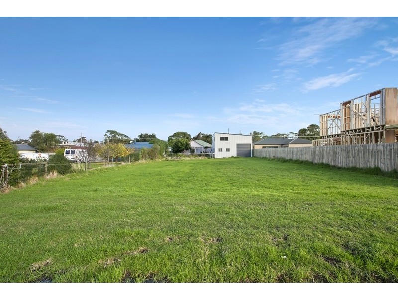 12 Fisk Street, Apollo Bay VIC 3233