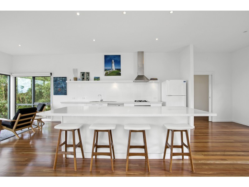 371 Great Ocean Road, Marengo VIC 3233