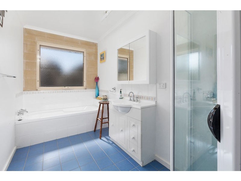 65 Leorkes Access, Apollo Bay VIC 3233