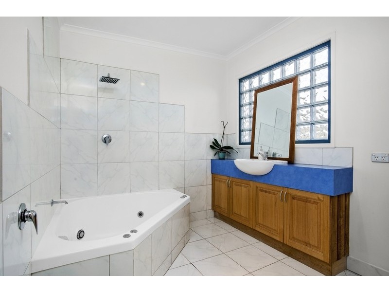 103 McLachlan Street, Apollo Bay VIC 3233