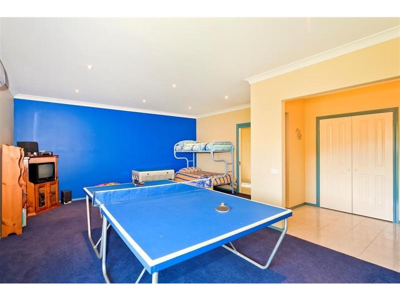 8C Moore Street, Apollo Bay VIC 3233