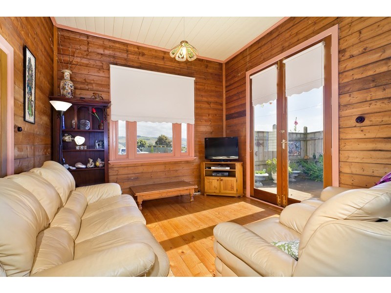 21-23 Nelson Street, Apollo Bay VIC 3233