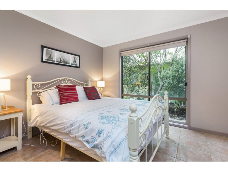 3/9 Great Ocean Road, Marengo VIC 3233