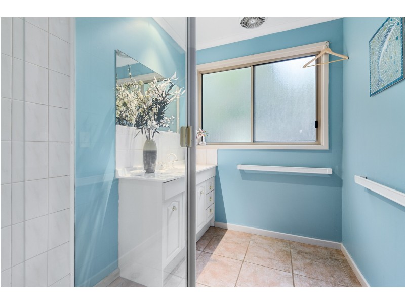 3/9 Great Ocean Road, Marengo VIC 3233