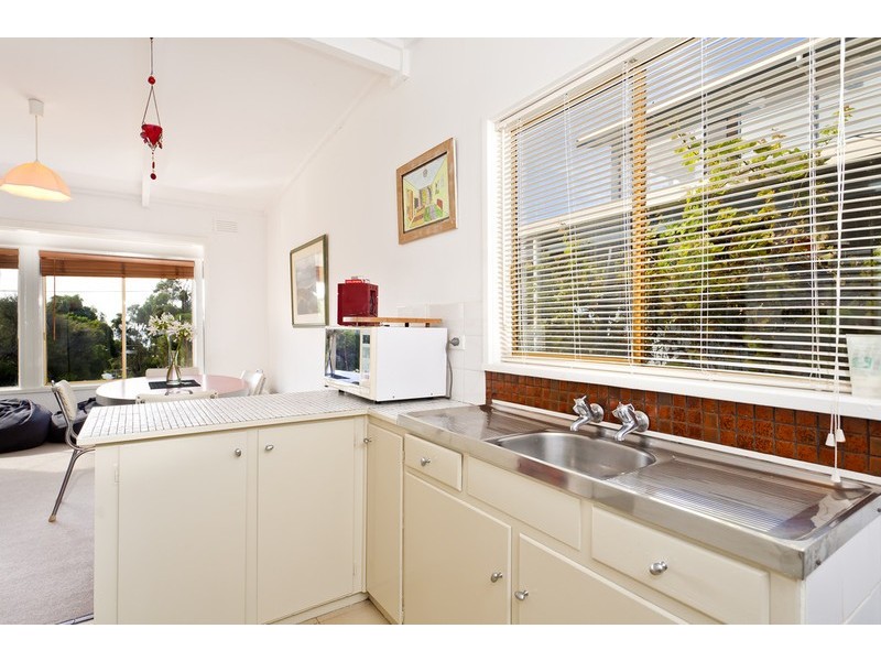 6 Point Avenue, Skenes Creek VIC 3233