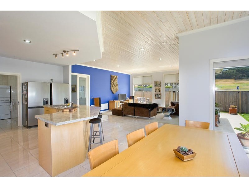 2 Outlook, Apollo Bay VIC 3233
