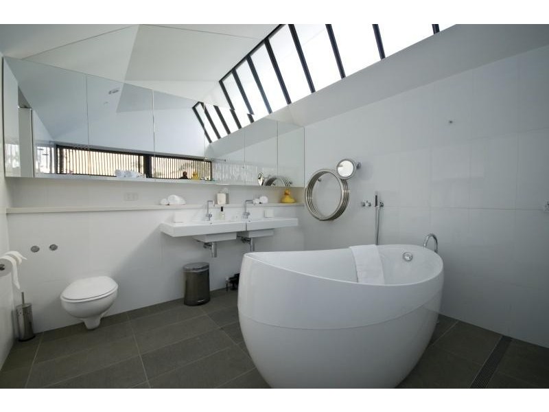 1 Parkers Access, Apollo Bay VIC 3233