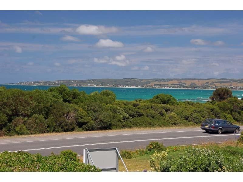 15 Great Ocean Road, Skenes Creek VIC 3233