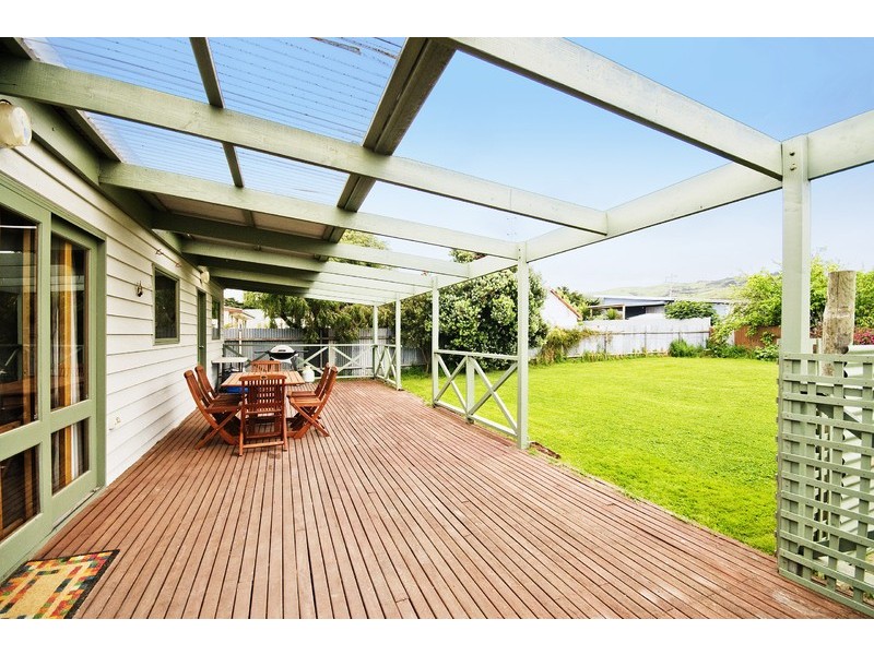 32 McLennan Street, Apollo Bay VIC 3233