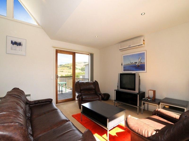 8 Otway Vista, Apollo Bay VIC 3233