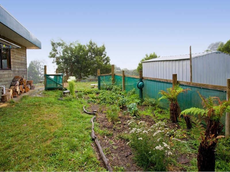 4 College Drive, Lavers Hill VIC 3238