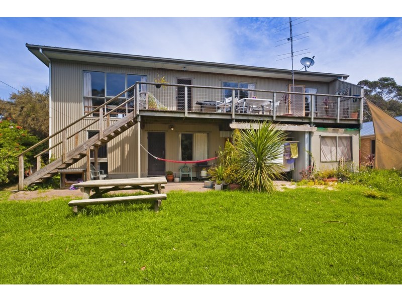 10 Newcombe Street, Marengo VIC 3233