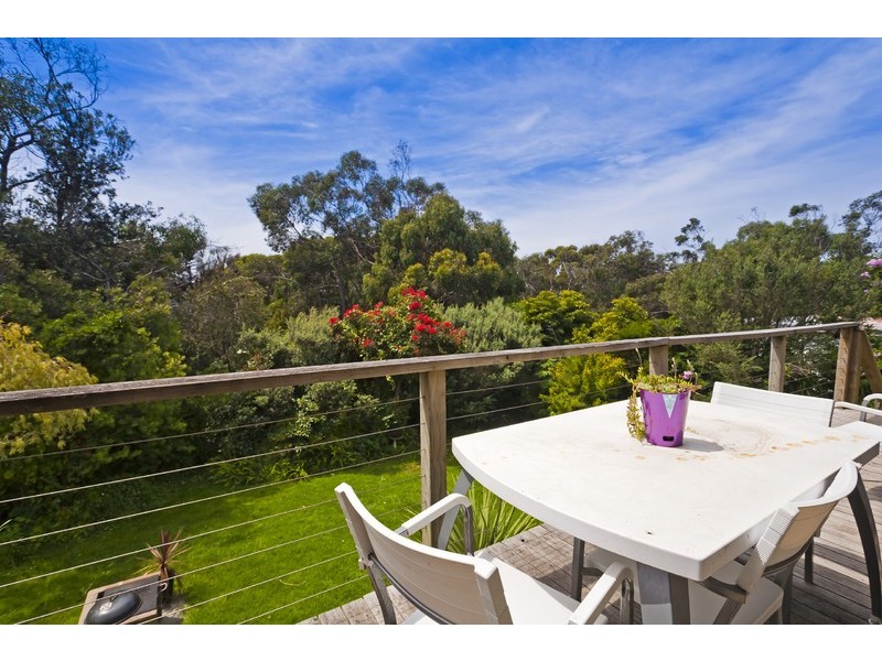 10 Newcombe Street, Marengo VIC 3233