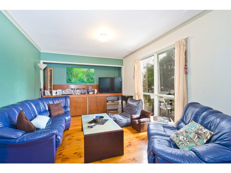10 Newcombe Street, Marengo VIC 3233