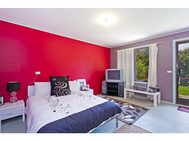 10 Newcombe Street, Marengo VIC 3233