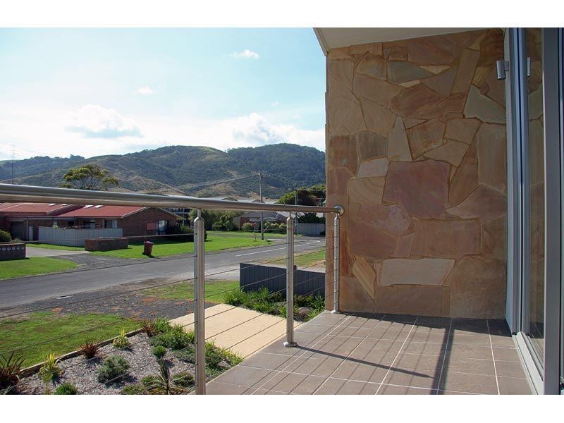 68 Pascoe Street, Apollo Bay VIC 3233