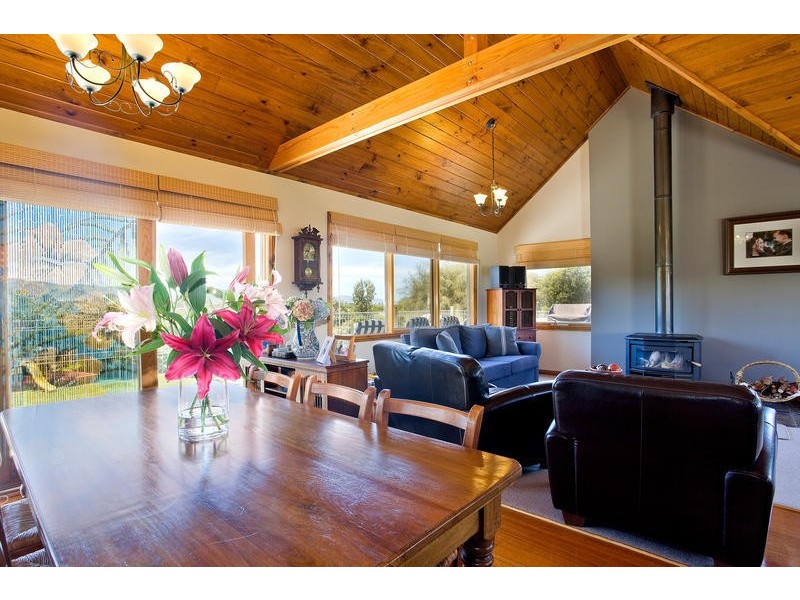 6 Galbraith Way, Apollo Bay VIC 3233