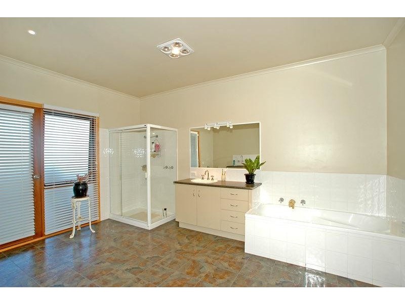 10 Nigel Court, Apollo Bay VIC 3233