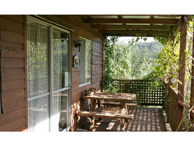 1130 Forrest Apollo Bay Road, Barramunga VIC 3249