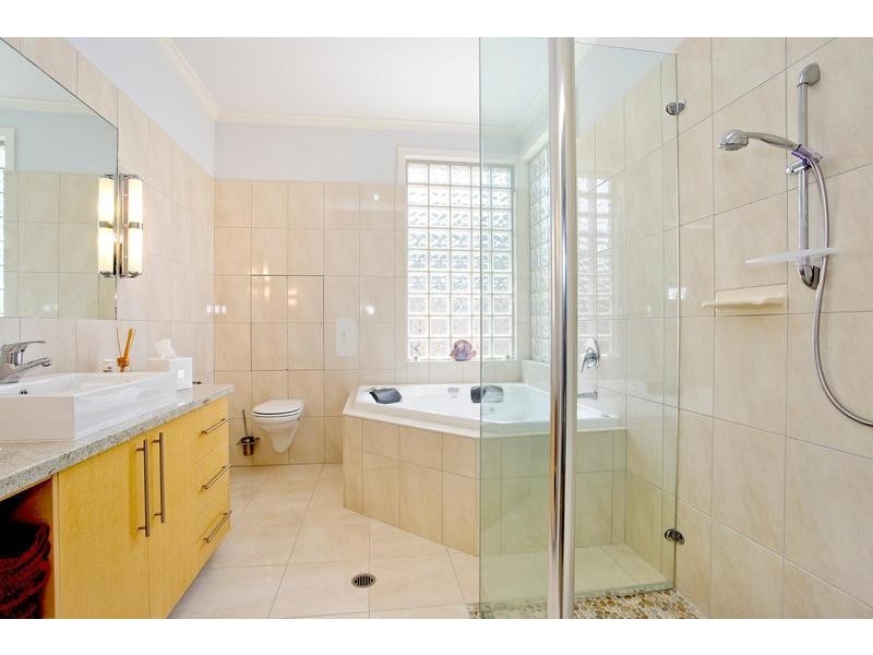 2 Outlook Road, Apollo Bay VIC 3233