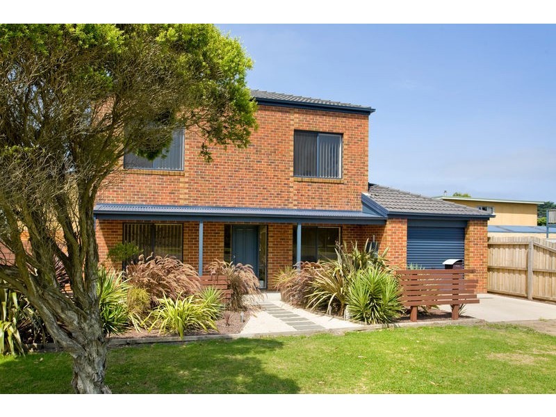 22 Diana Street, Apollo Bay VIC 3233