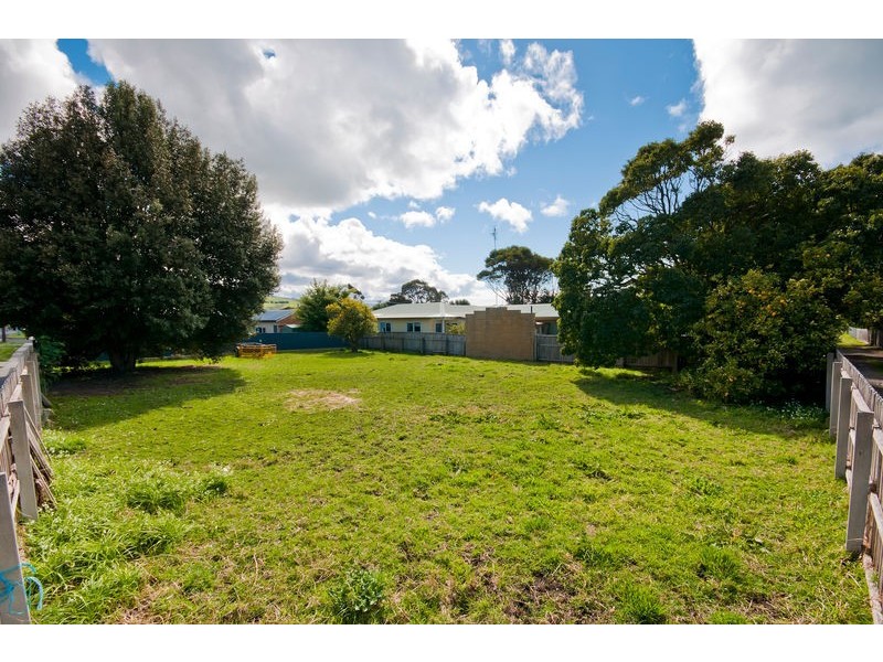 52 McLachlan Street, Apollo Bay VIC 3233