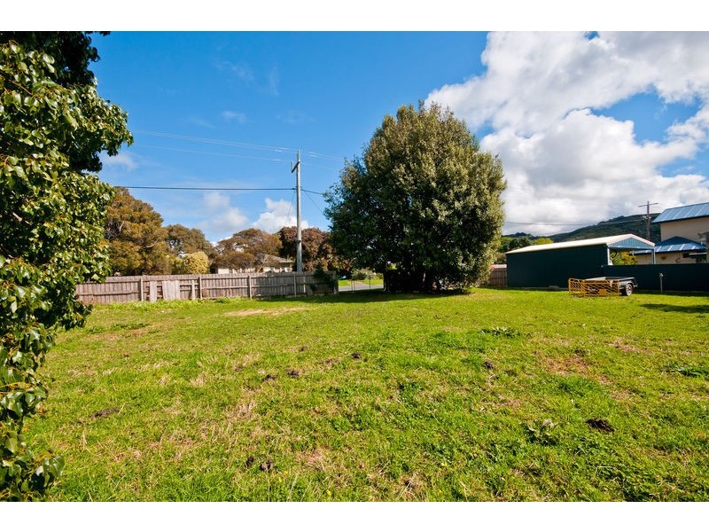 52 McLachlan Street, Apollo Bay VIC 3233