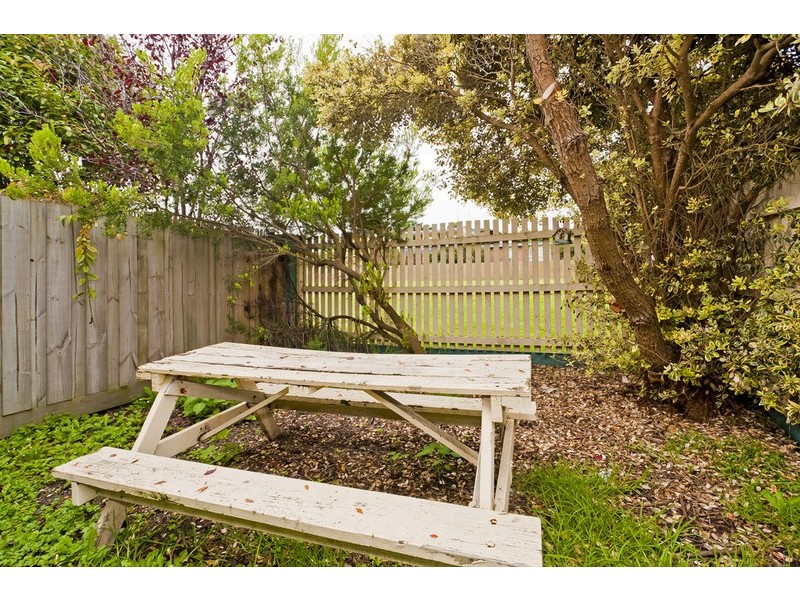 2/22 Nelson Street, Apollo Bay VIC 3233