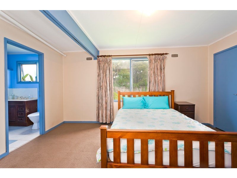 13 Pengilley Avenue, Apollo Bay VIC 3233