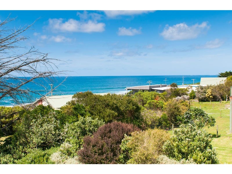 17 Surf Avenue (Skenes Creek), Apollo Bay VIC 3233