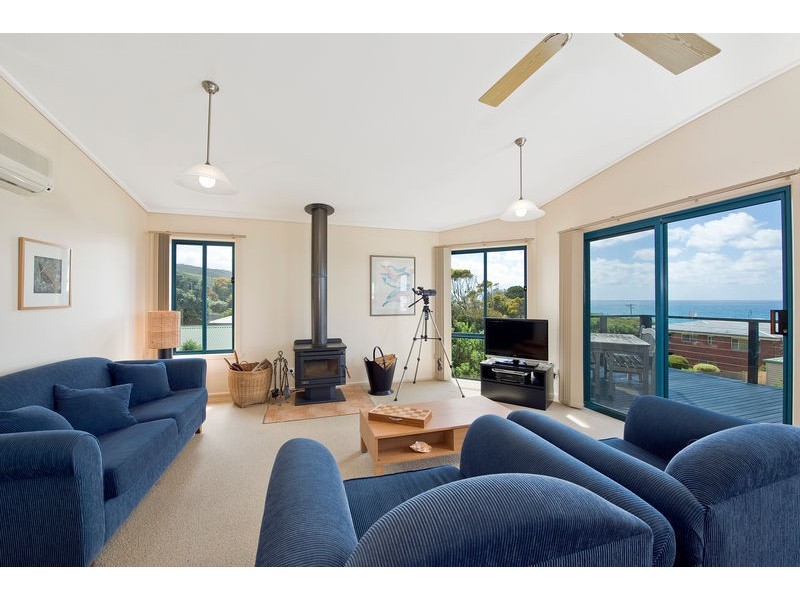 17 Surf Avenue (Skenes Creek), Apollo Bay VIC 3233