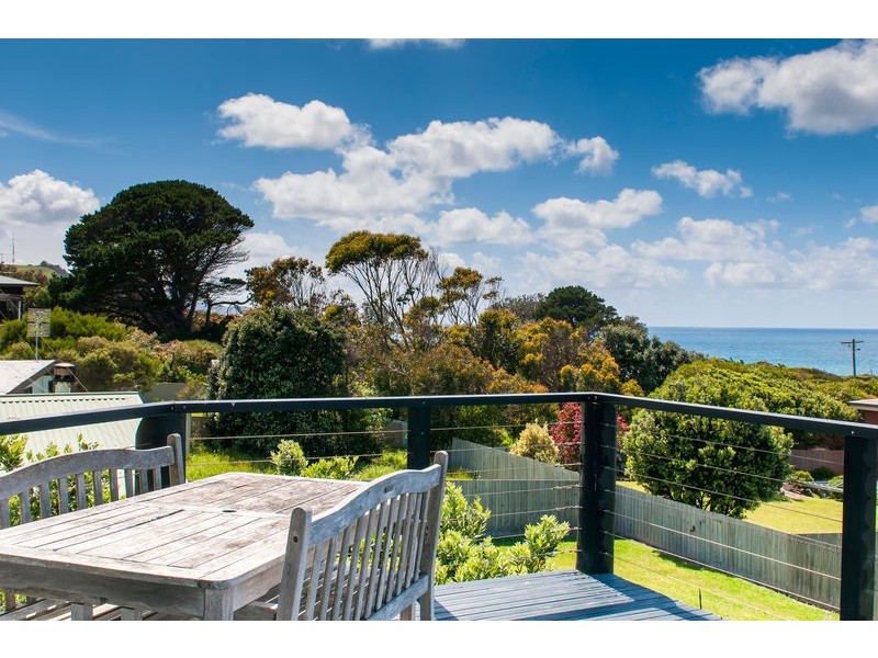 17 Surf Avenue (Skenes Creek), Apollo Bay VIC 3233