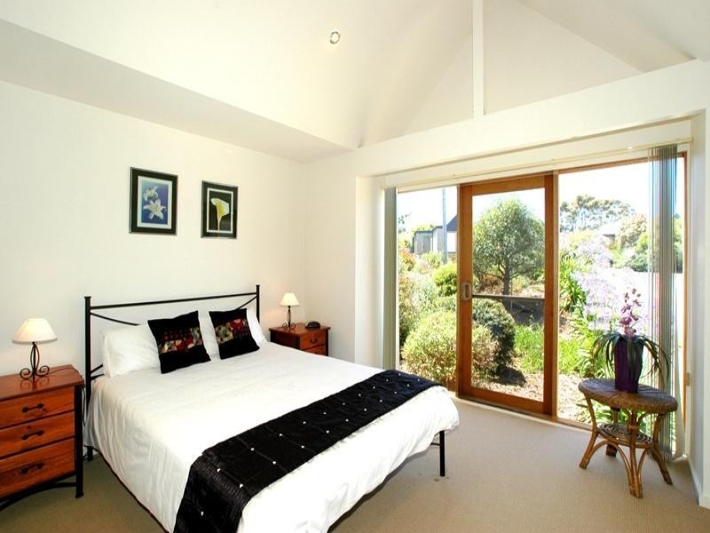 9 Otway Vista, Apollo Bay VIC 3233