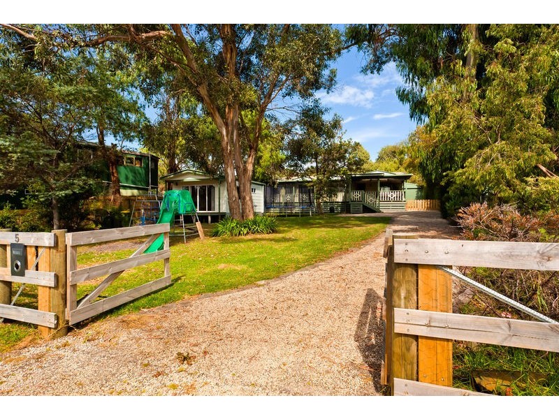 5 Newcombe Street, Marengo VIC 3233